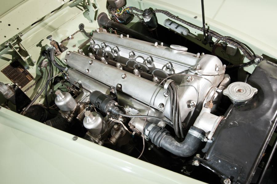 Jaguar XK120 Drophead Coupe 1954 года  (фото 14 из 27)
